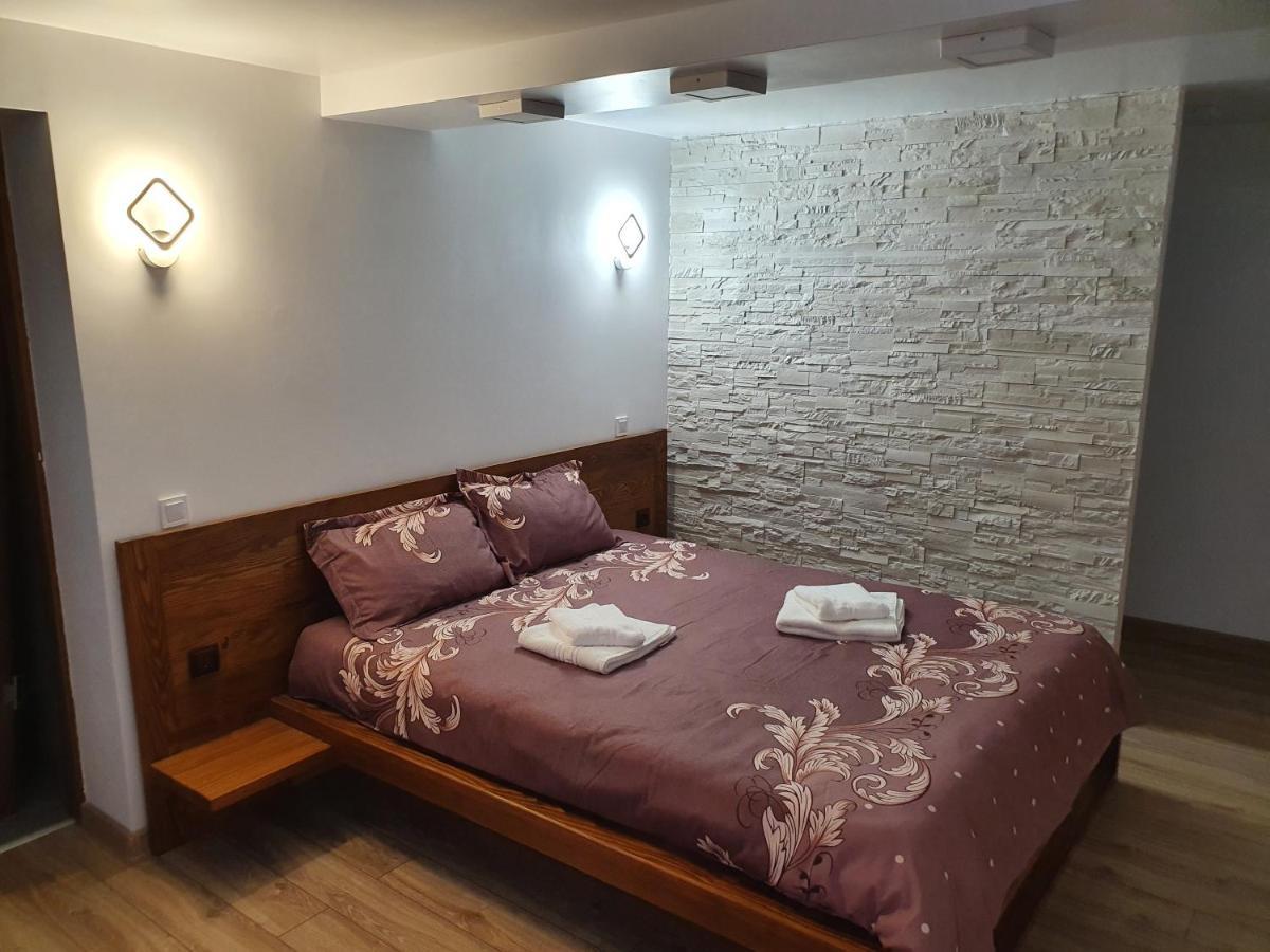 Rooms Poienita Slanic Moldova Luaran gambar