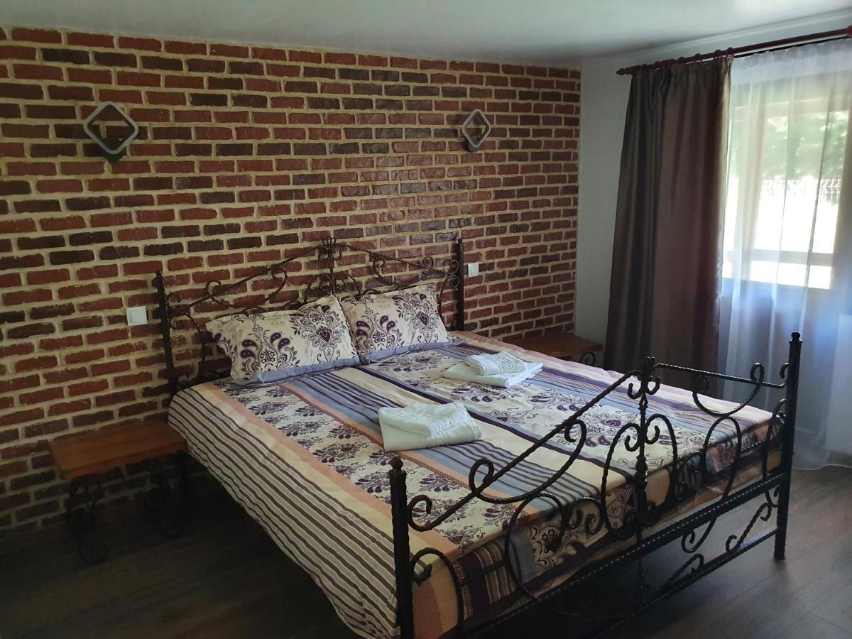 Rooms Poienita Slanic Moldova Luaran gambar
