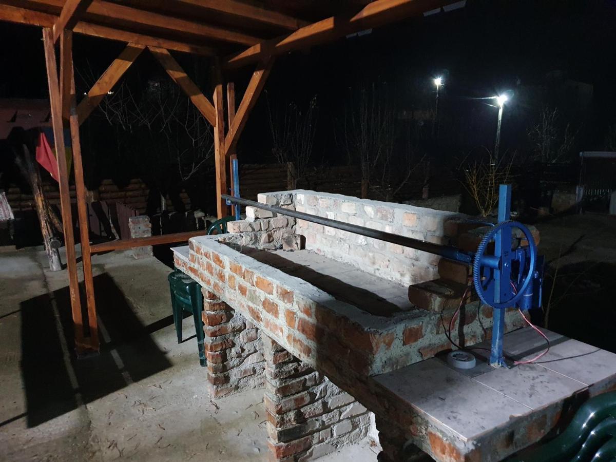 Rooms Poienita Slanic Moldova Luaran gambar