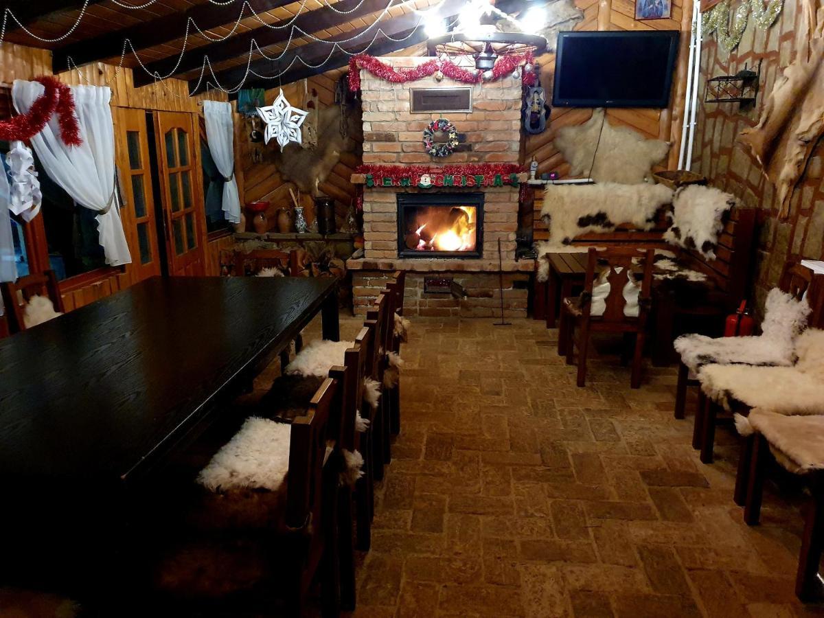 Rooms Poienita Slanic Moldova Luaran gambar